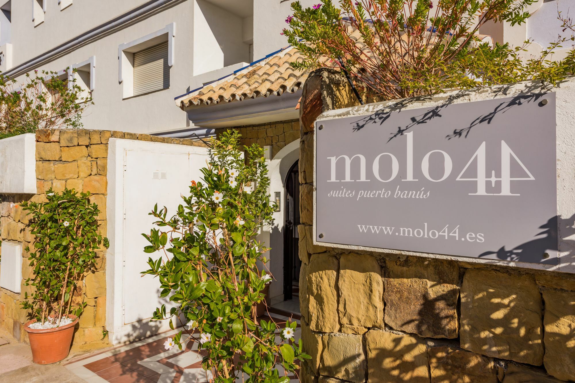 Molo 44 Suites Puerto Banus Marbella Dış mekan fotoğraf