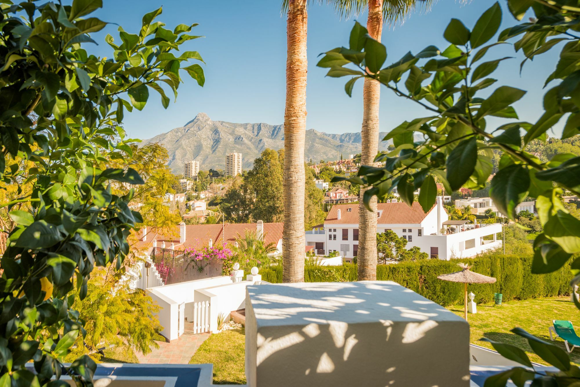 Molo 44 Suites Puerto Banus Marbella Dış mekan fotoğraf